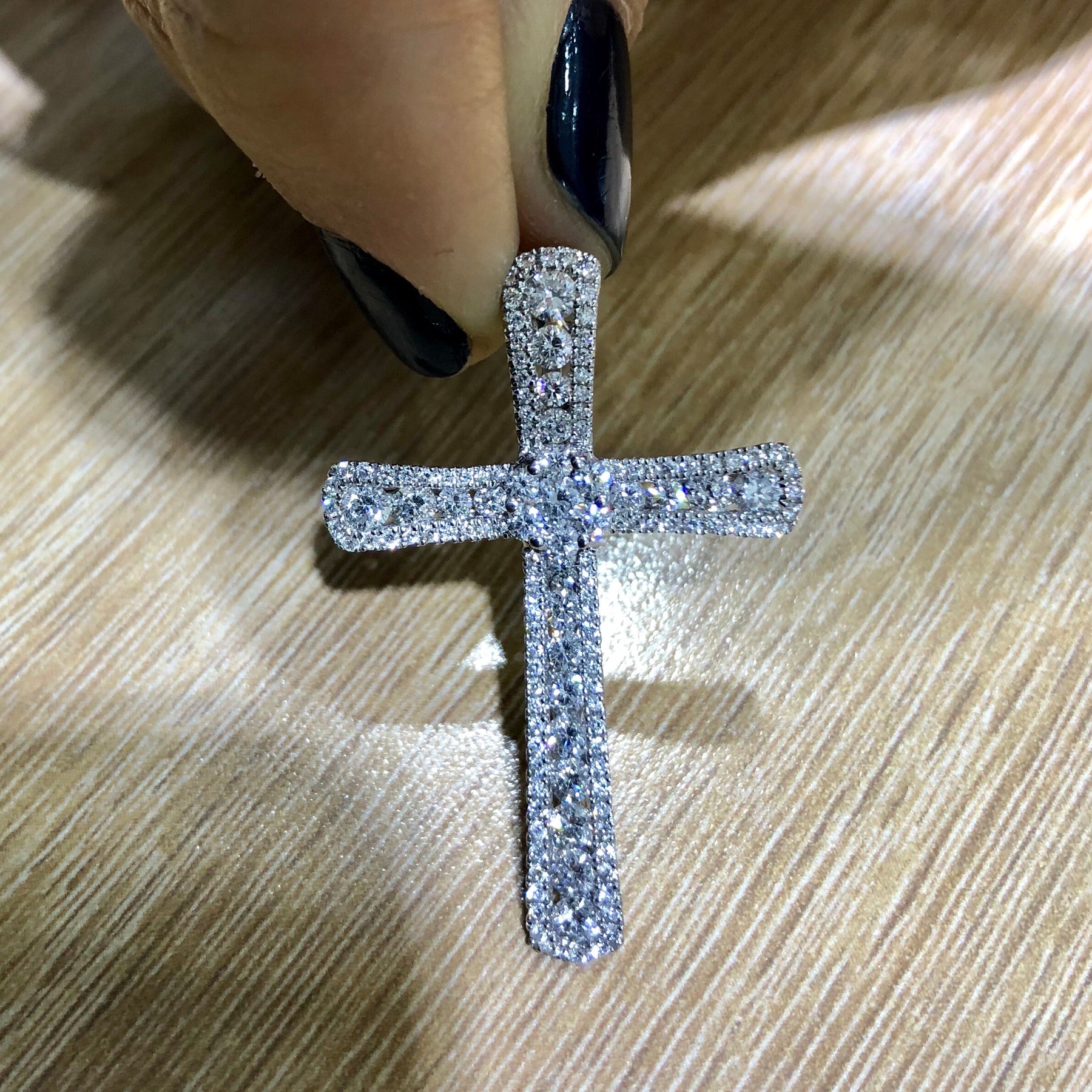 Diamond Cross Pendant – Glamour Manor